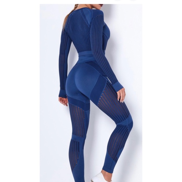 2 Piece Seamless Yoga set - Picture 3 of 4